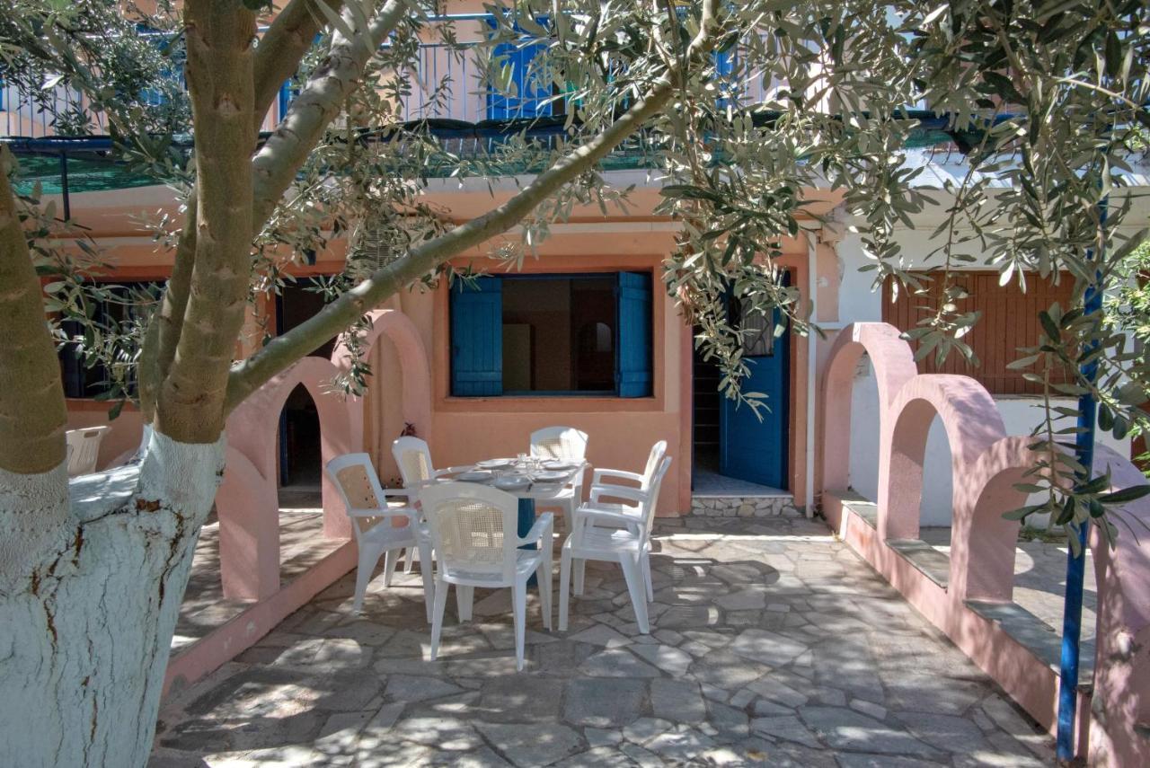 Kleoni Club Apartments Tolón Exterior foto